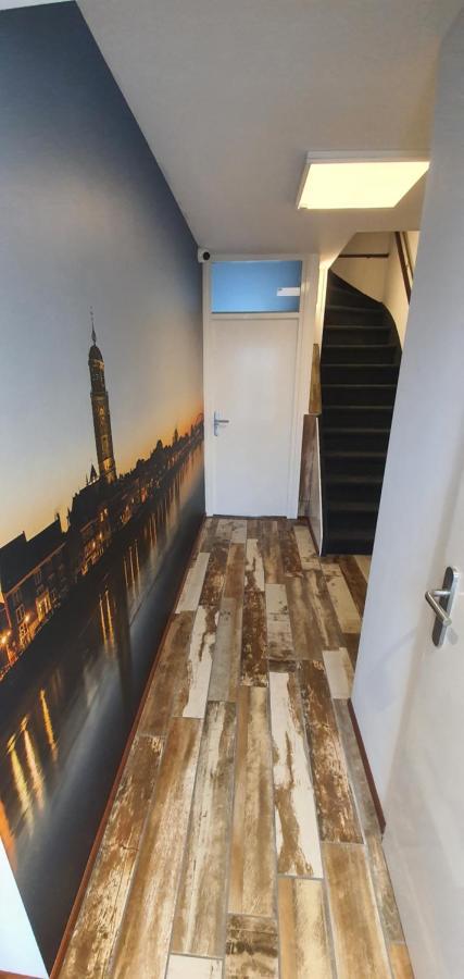 Bed & Budget Mackenzieplaats Wilp Esterno foto
